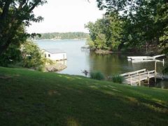 HHIRentals.net - Lake Wylie waterfront rental house
